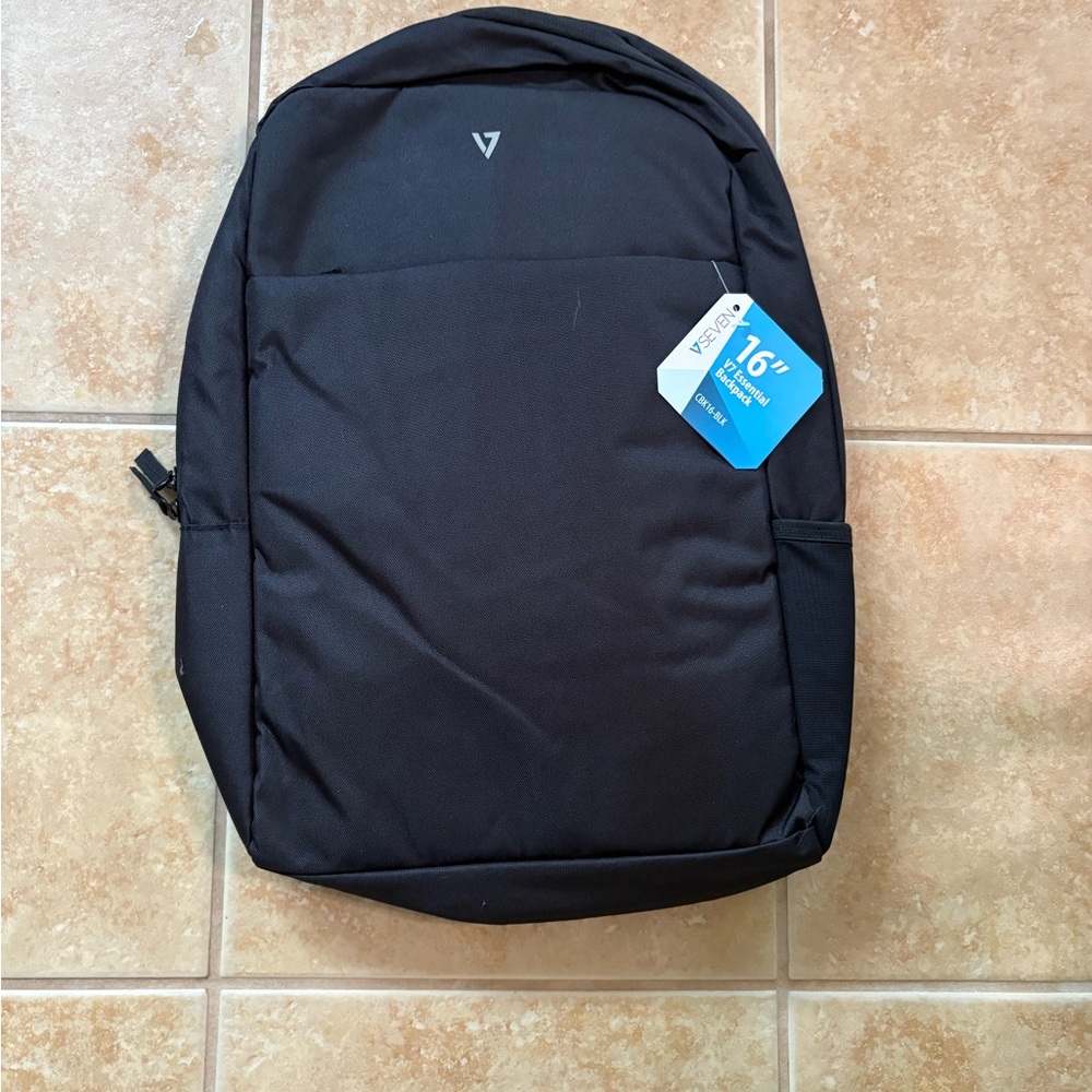 NWT Black V7 Men's Backpack